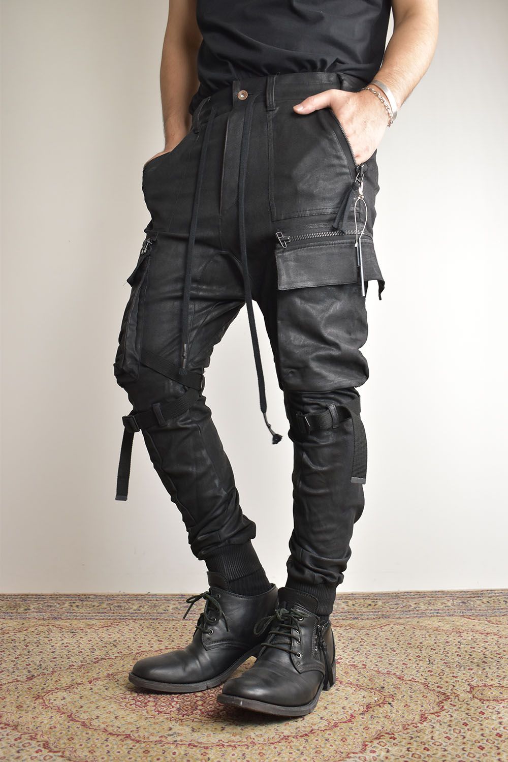 Product-Coated Jersey-Like Denim Cargo Jog Pants"Black" / 製品コーティングジャージーライクデニムカーゴジョグパンツ"ブラック"