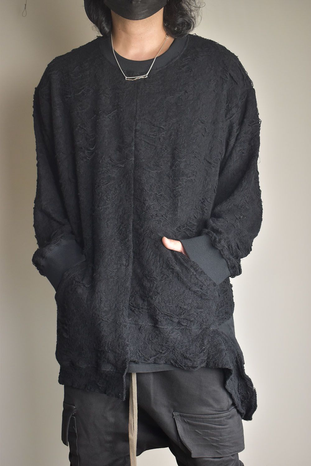 Damage Pile Arymmetry Crew Neck Top"Black" / ダメージパイル アシンメトリークルーネックトップ"ブラック"