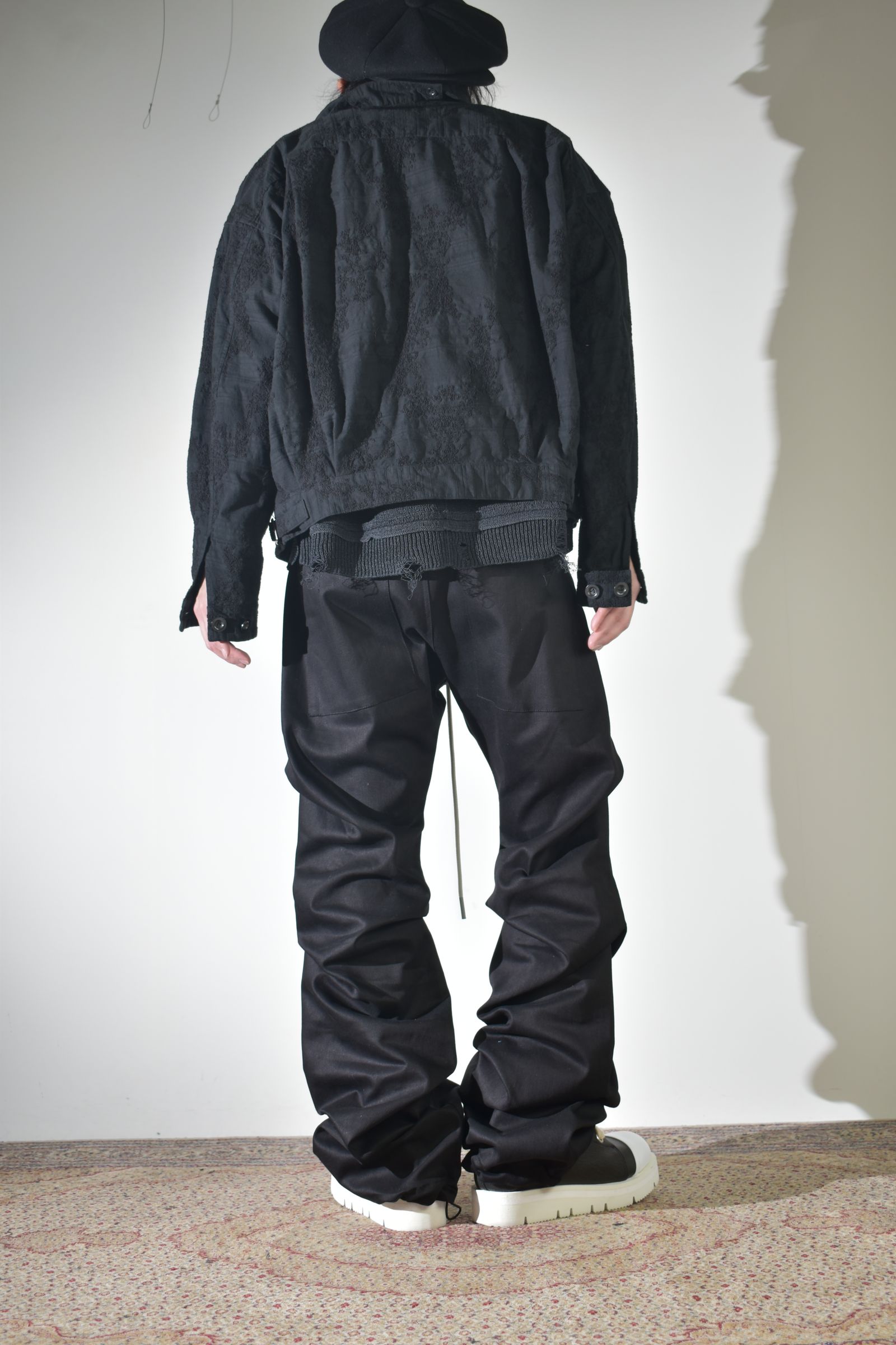 ブーツカット、早くもラス1