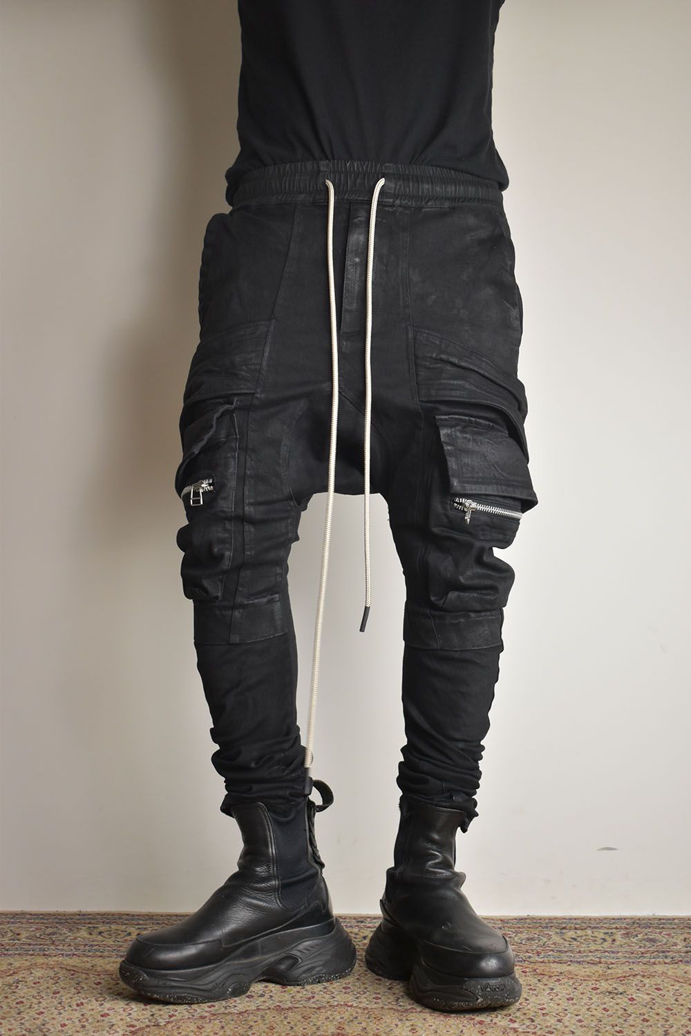 《2025AW先行予約》Denim Coating Cargo Sarouel Skinny"Black" / デニムコーティングカーゴサルエルスキニー"ブラック"