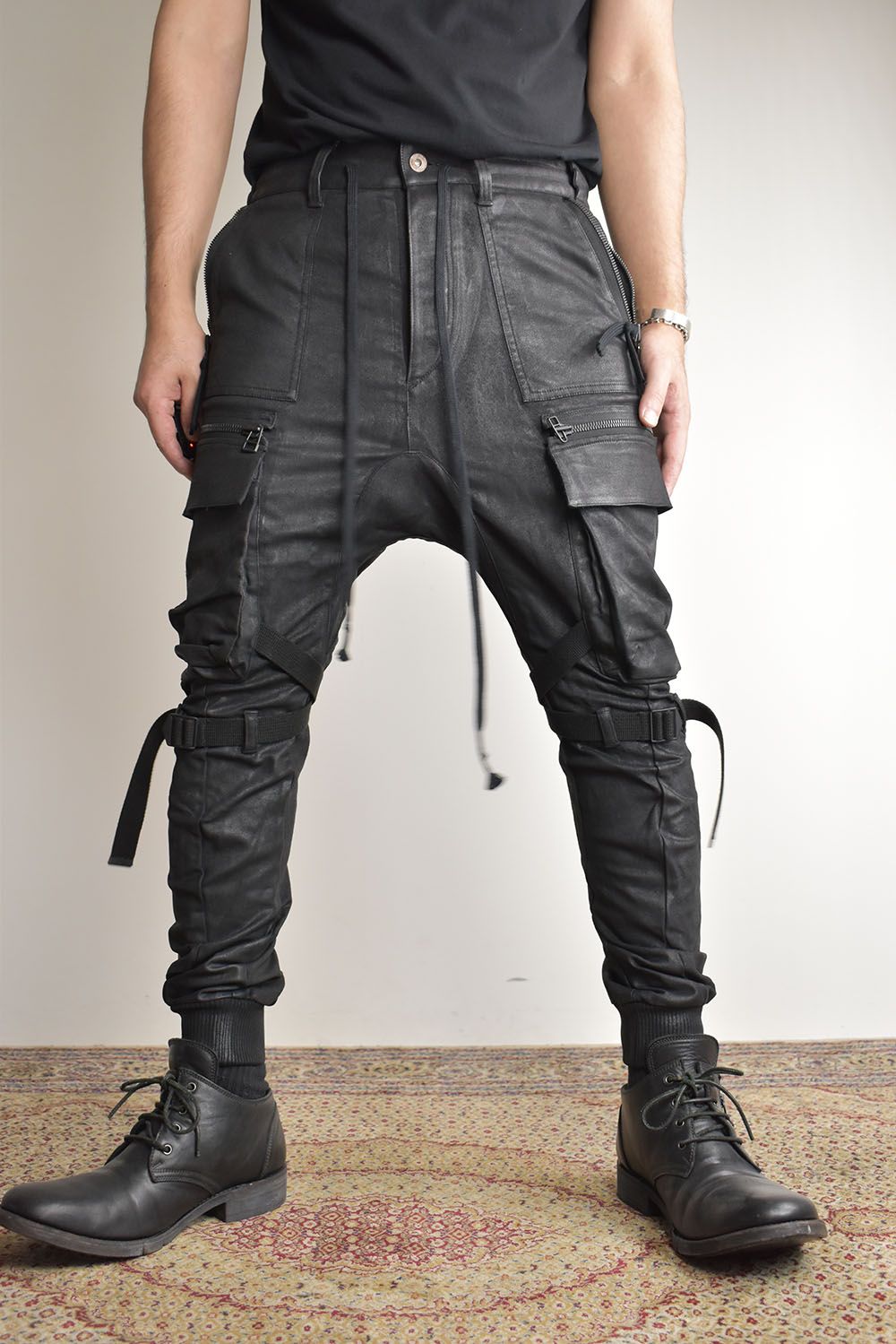 Product-Coated Jersey-Like Denim Cargo Jog Pants"Black" / 製品コーティングジャージーライクデニムカーゴジョグパンツ"ブラック"