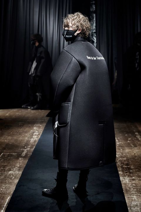 LOOK.1
