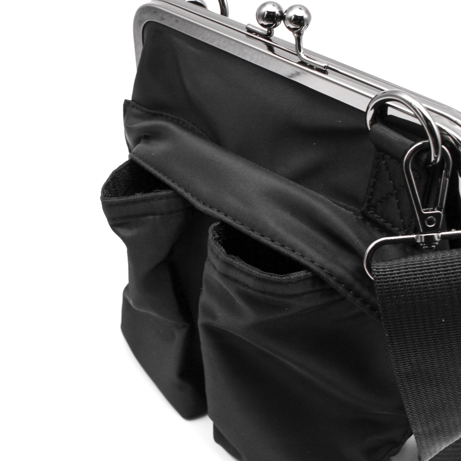 Ground Y | SMALL HELMET BAG WITH CLASP / バッグ (ユニセックス) / ブラック / GA-A12-957