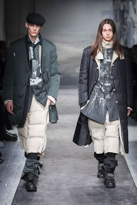LOOK.11  - LOOK.12