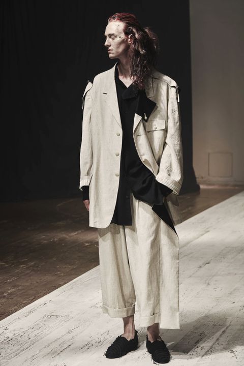 LOOK.4