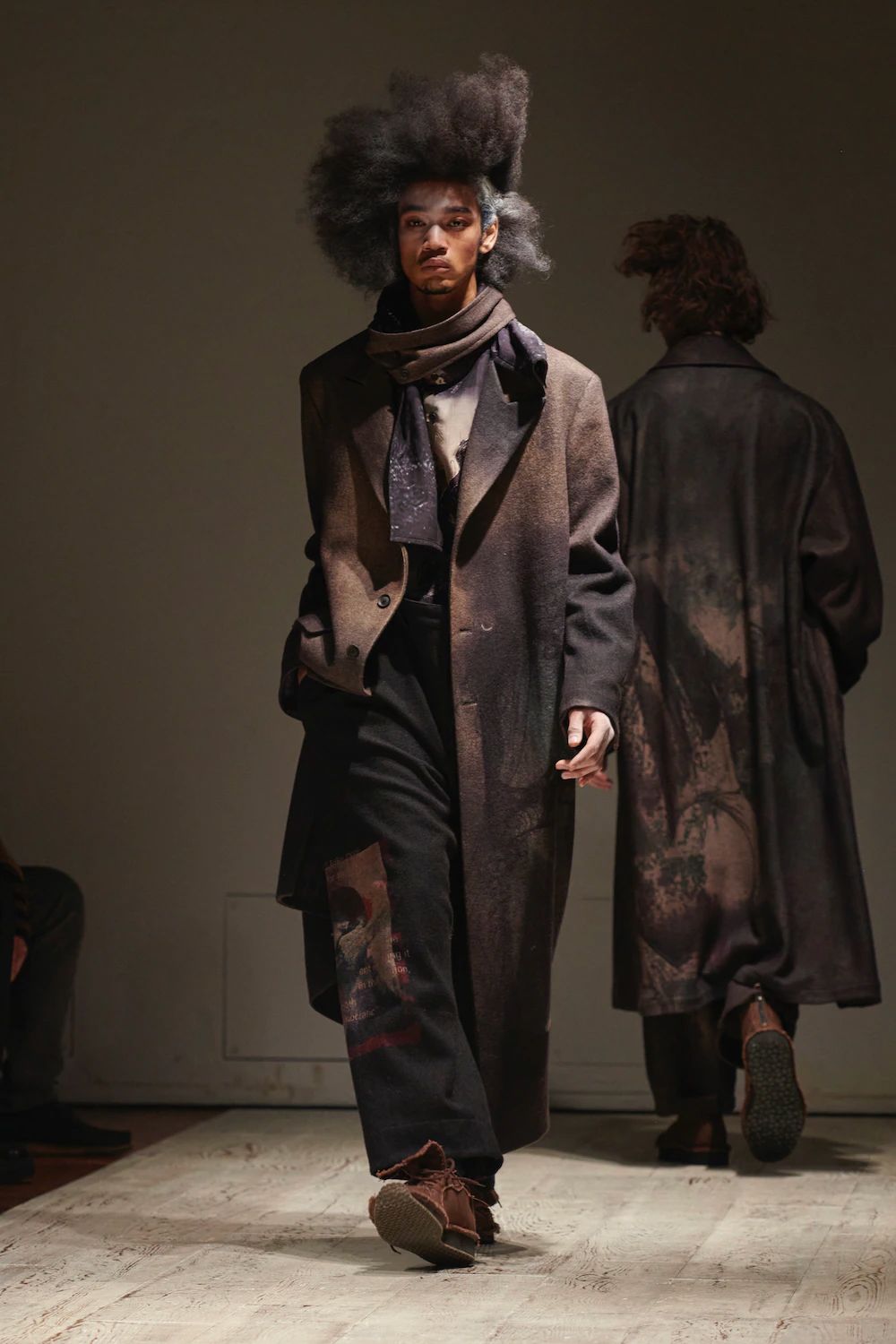 LOOK.29
