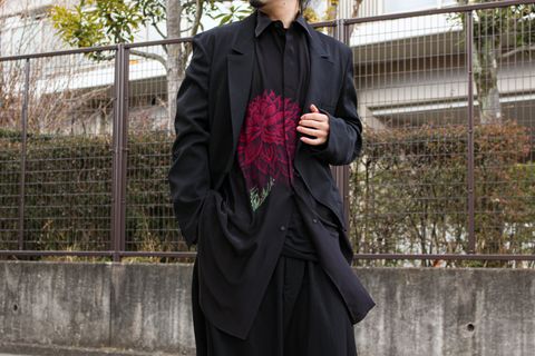Yohji Yamamoto [トップとインナーのどちらでも活躍する通年作品]