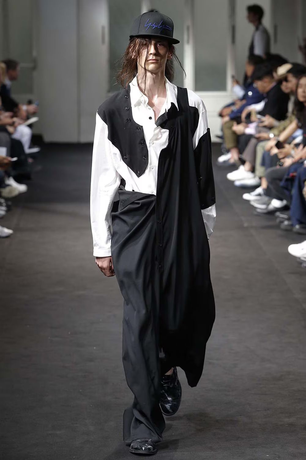 LOOK.12