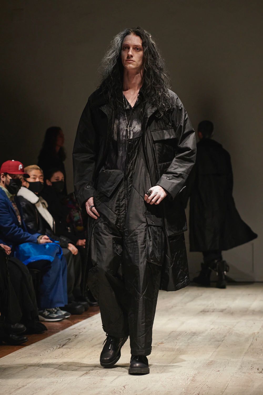LOOK.16