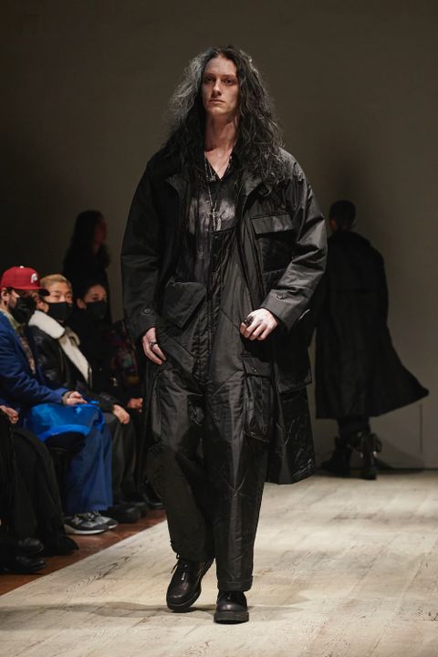 LOOK.16