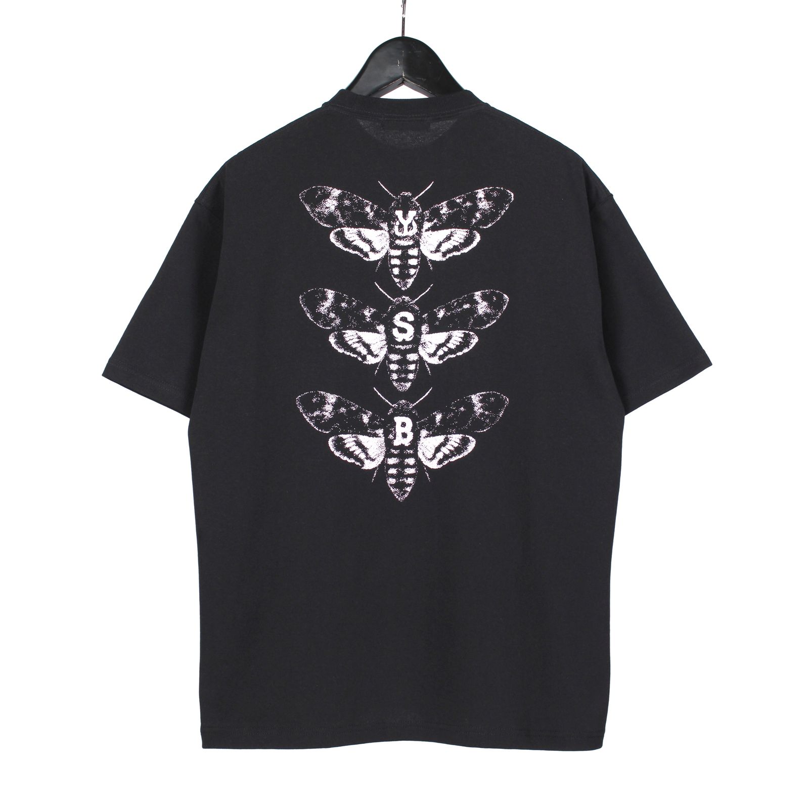 Y's…. | BEE PRINT T-SHIRT / 半袖シャツ (ユニセックス) / ブラック / YK-T45-133