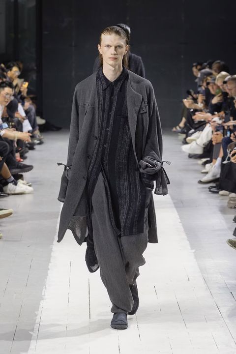 LOOK.2