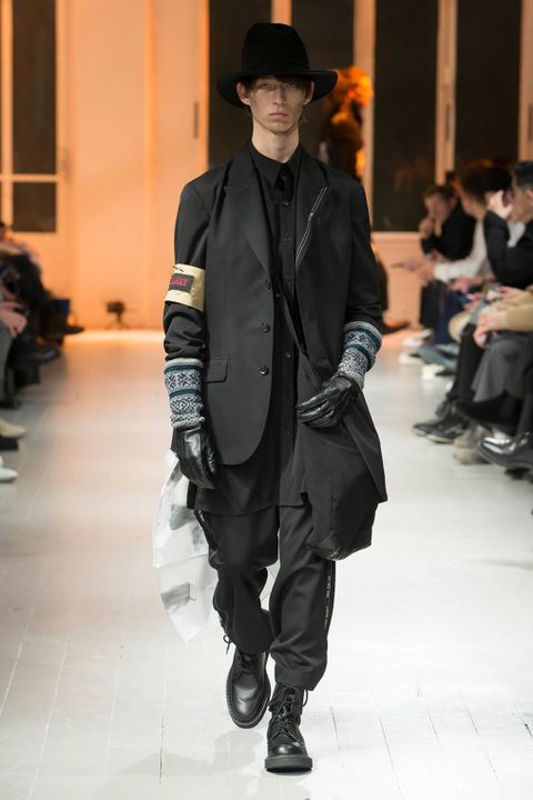 LOOK.35