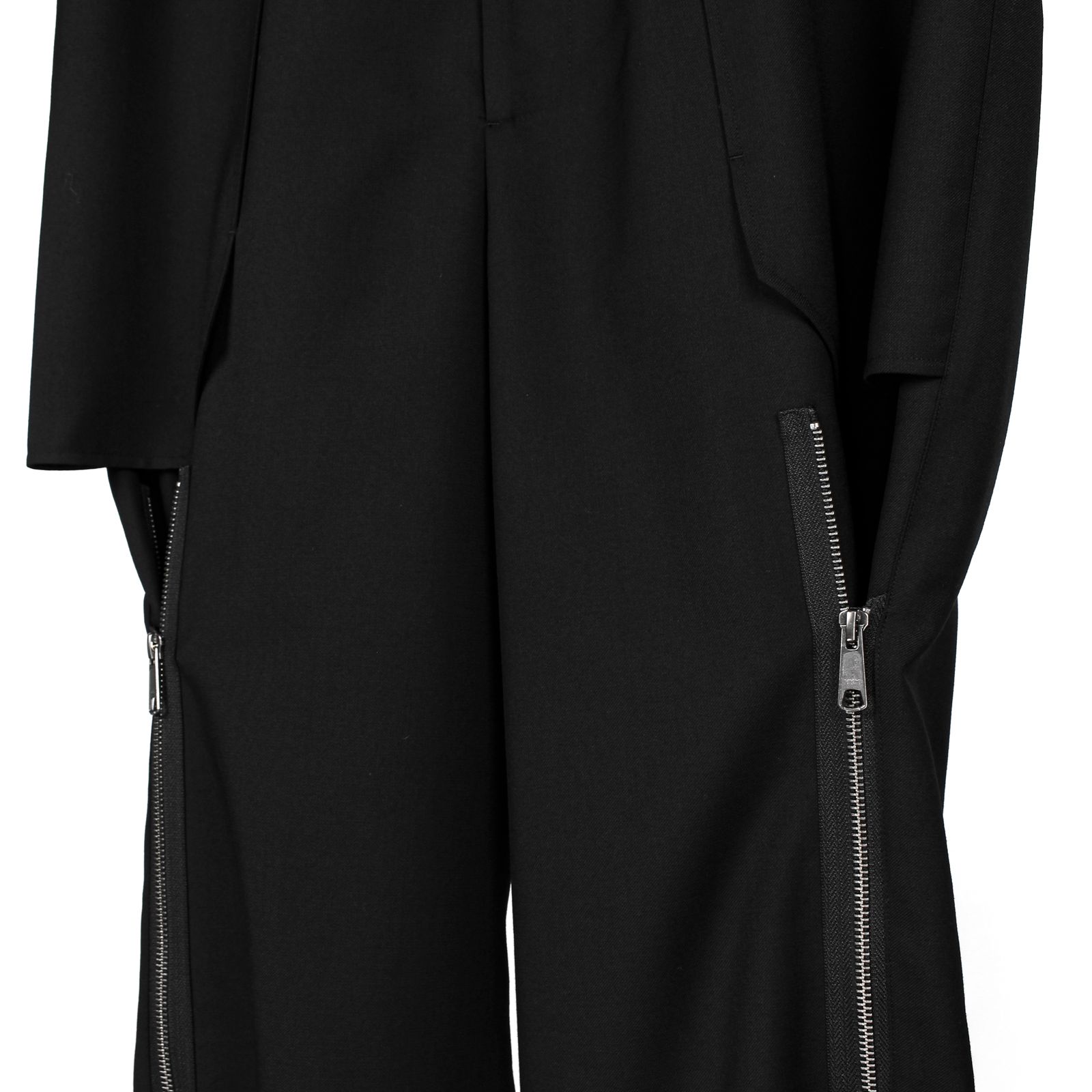 T-W Gabardine Leg Zipper Detail Pants / GJ-P06-100