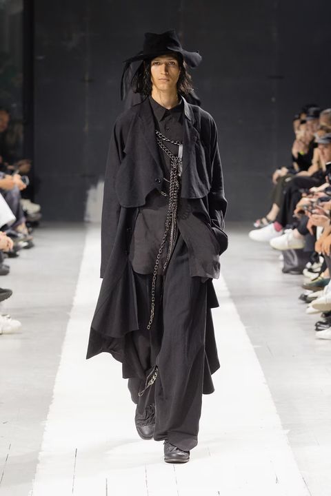 LOOK.38