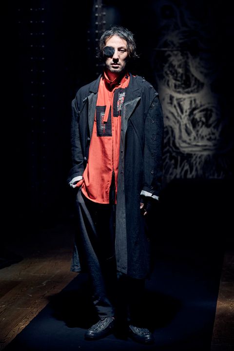 LOOK.4