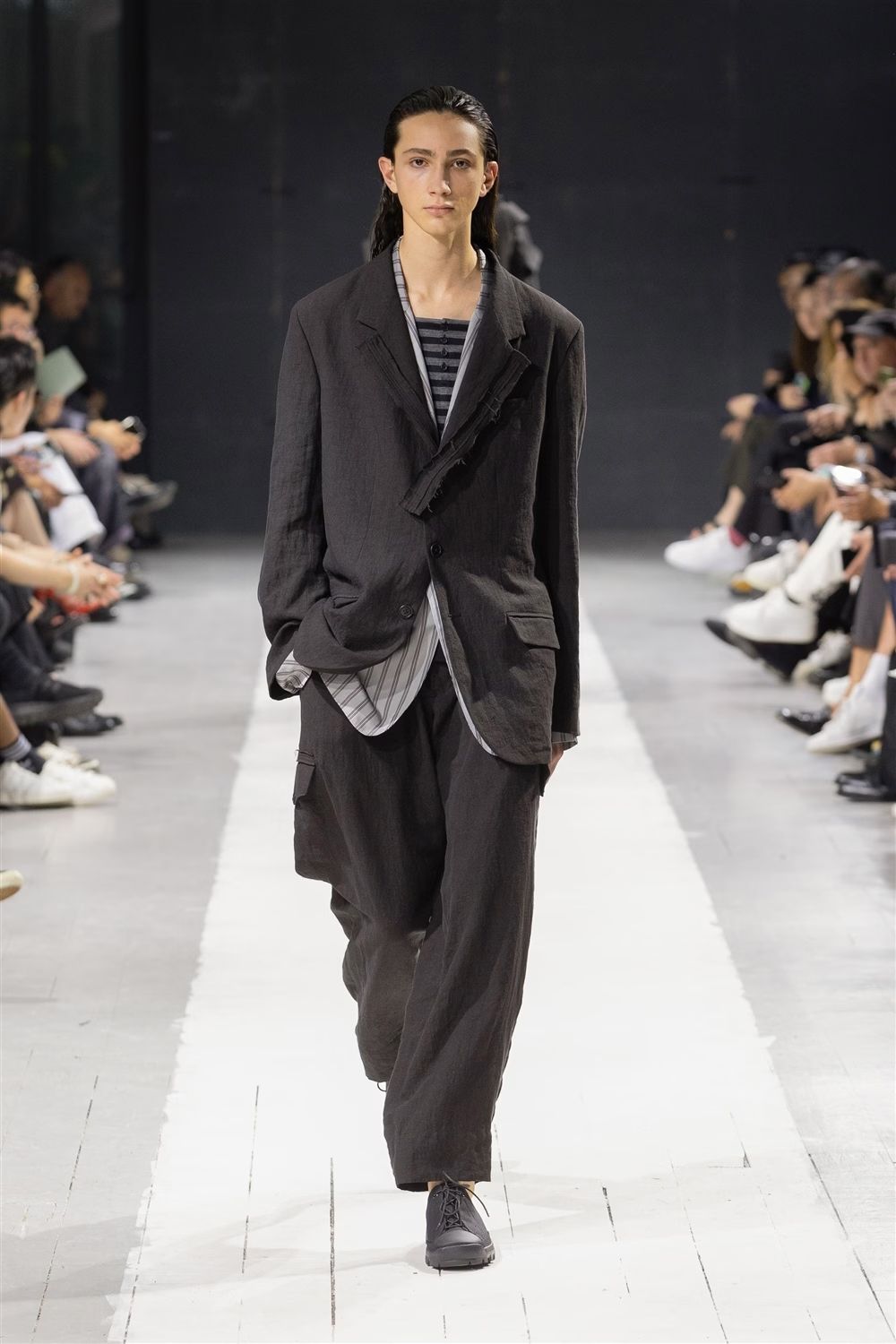 LOOK.15