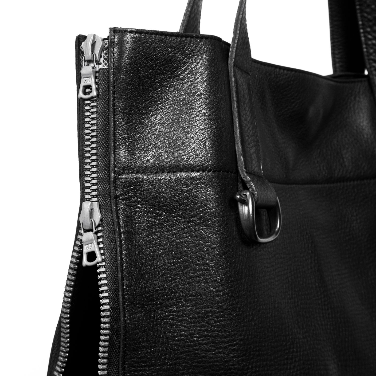 discord | yohji yamamoto [DC-I03-708 / ジッパートート(L)]
