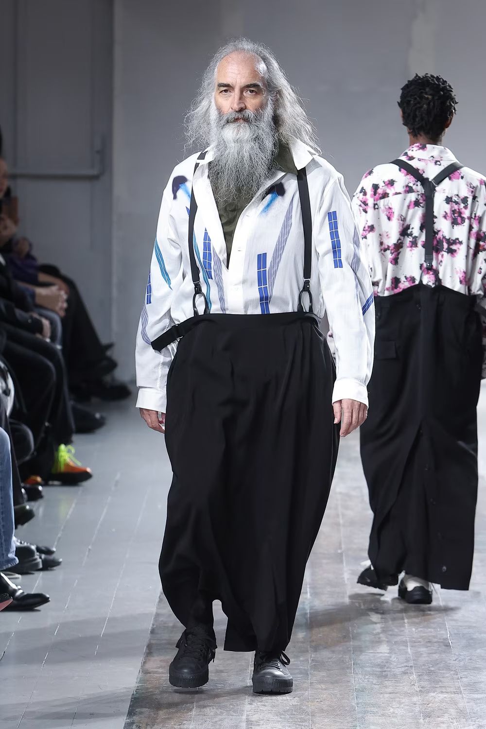 LOOK.39