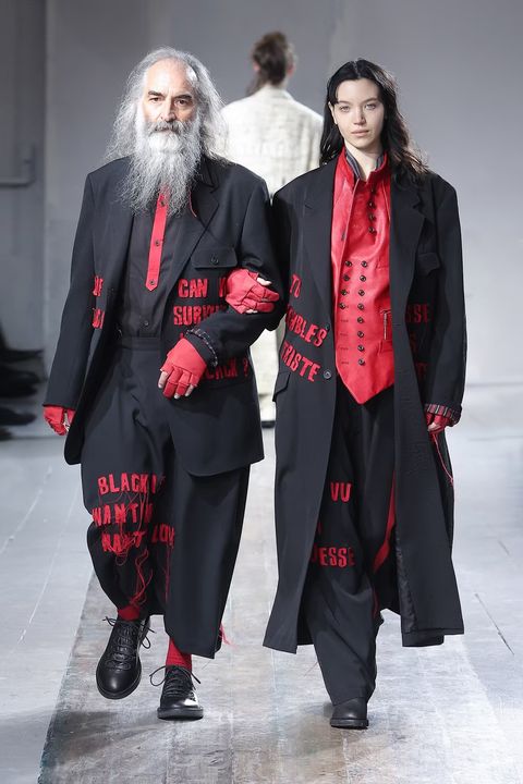 LOOK.24 - LOOK.25