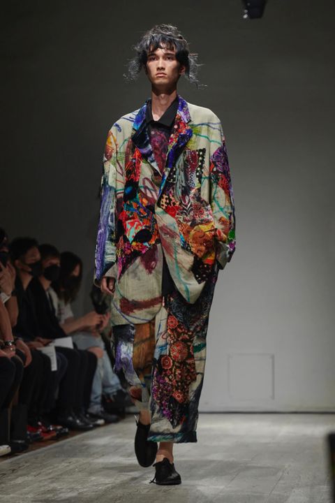 LOOK.25