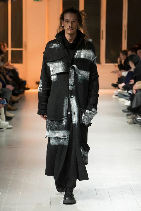 LOOK.34