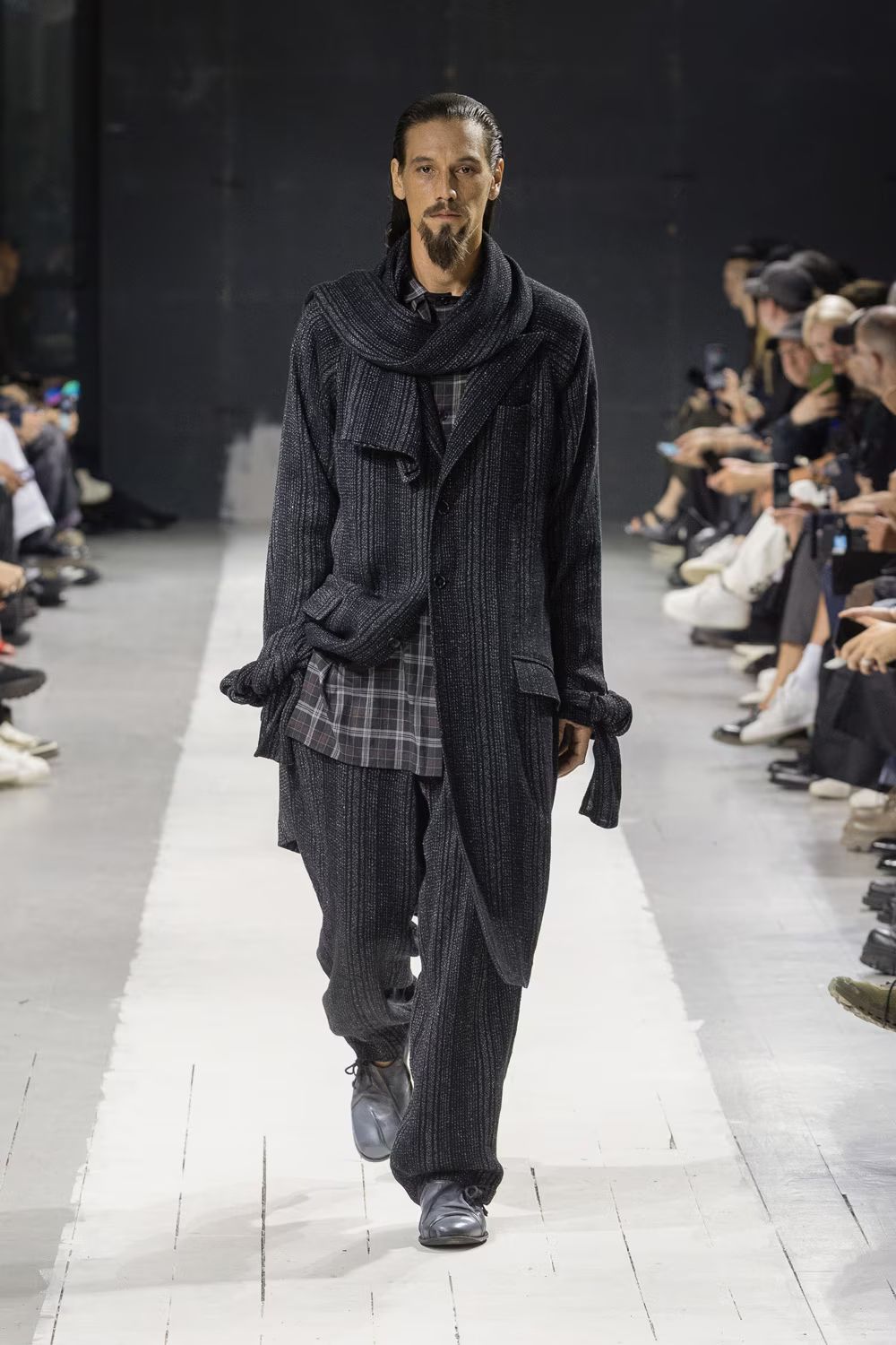 LOOK.1