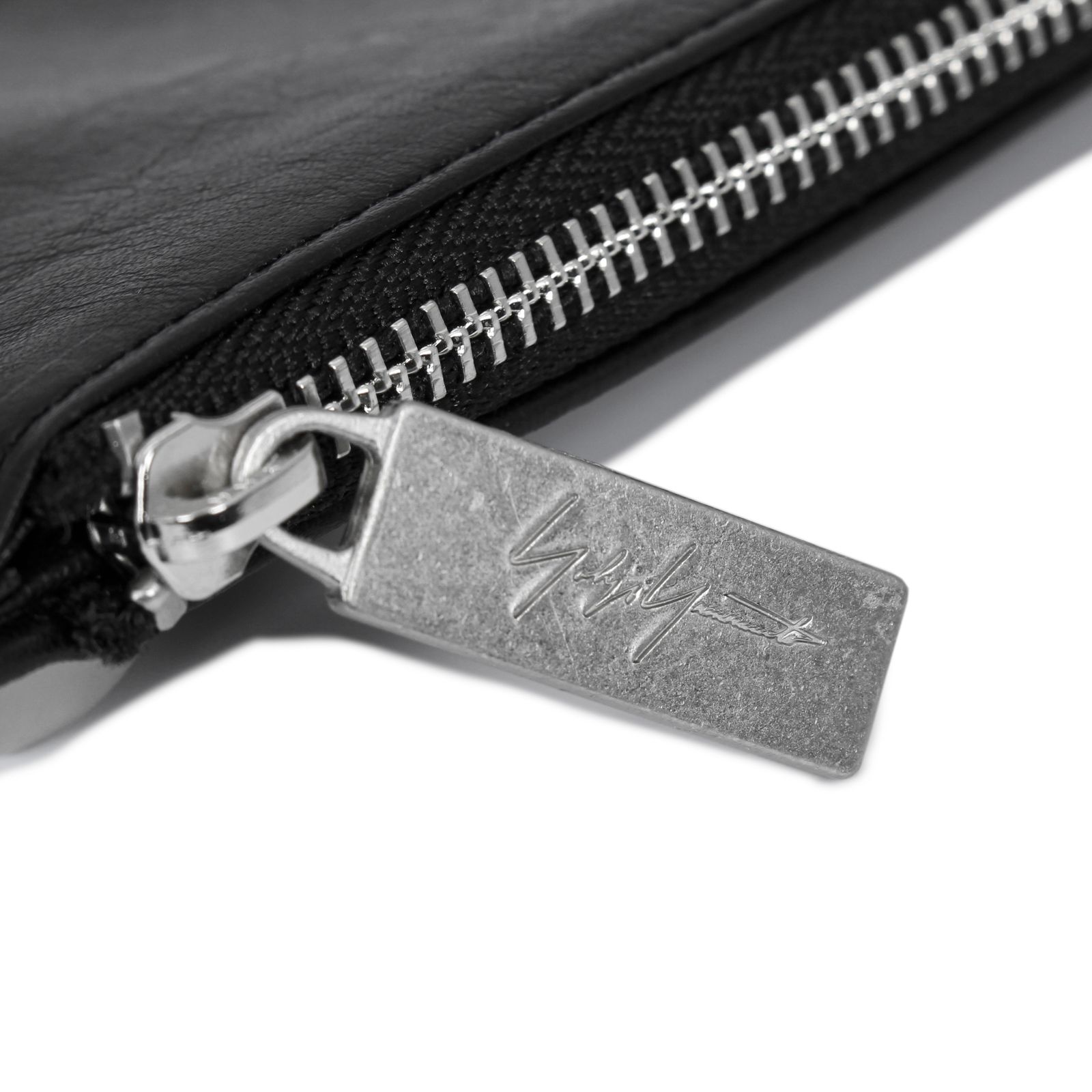 B Youhji Yamamoto Studs Coin Case / ND-A53-761