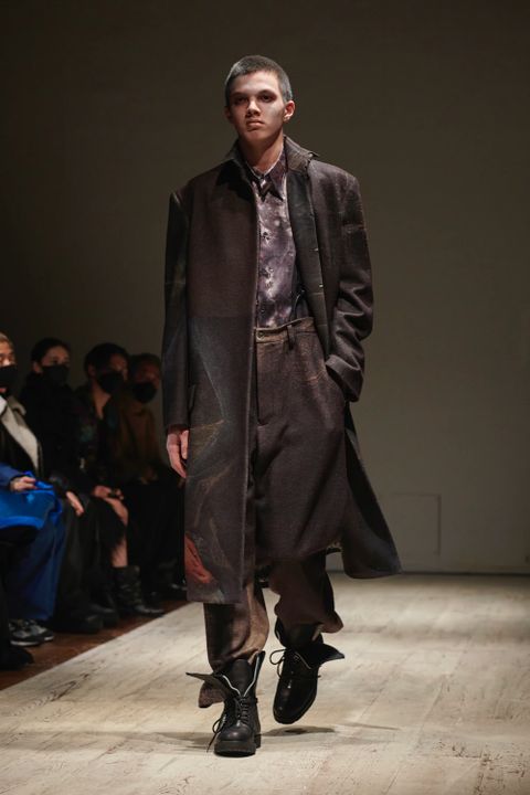 LOOK.27