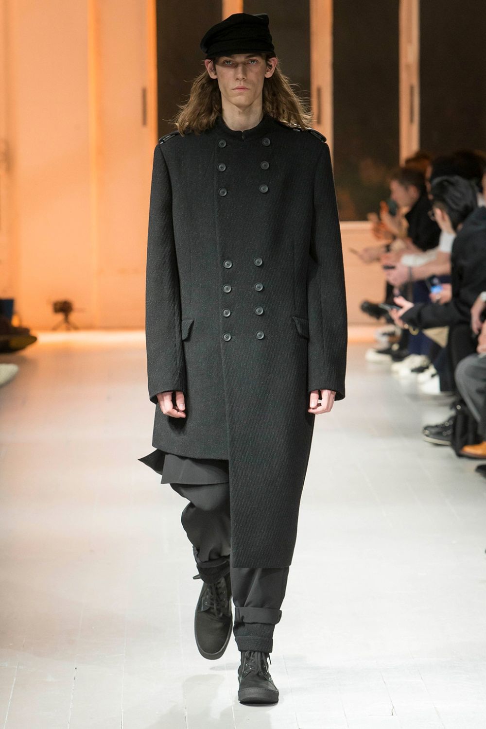 LOOK.11