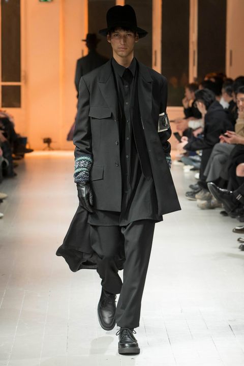 LOOK.38