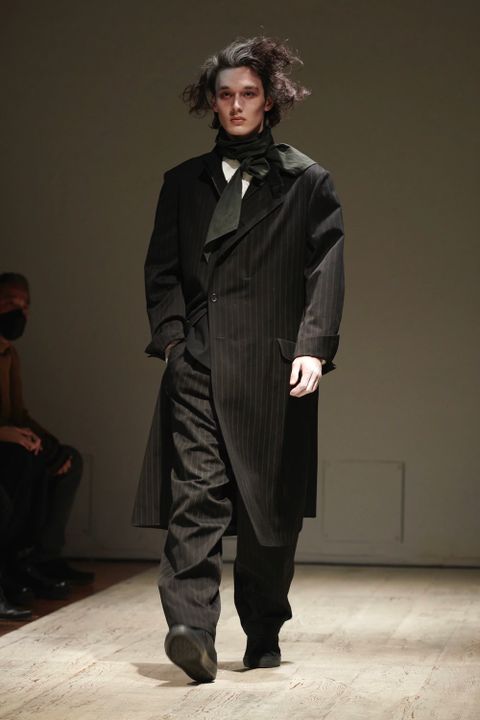 LOOK.1