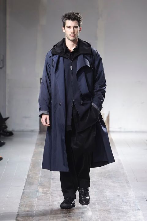LOOK.35