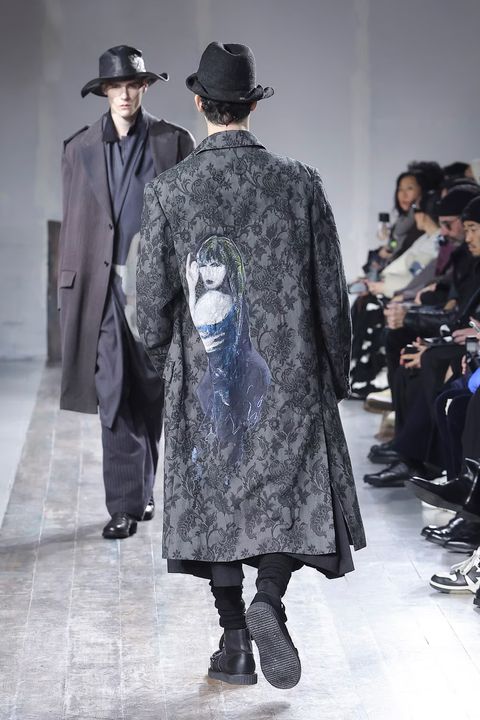 LOOK.2
