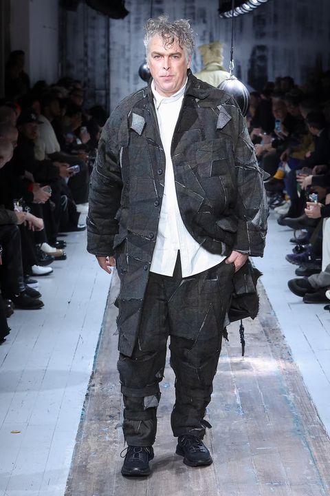 LOOK.27