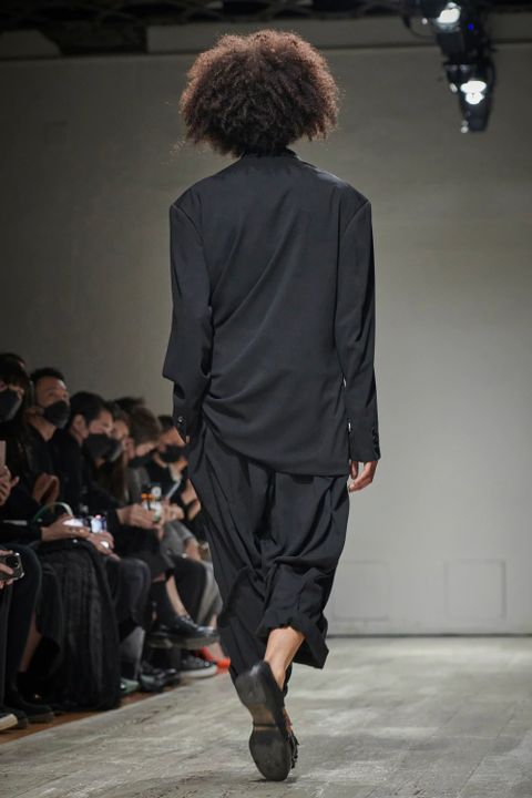 LOOK.9