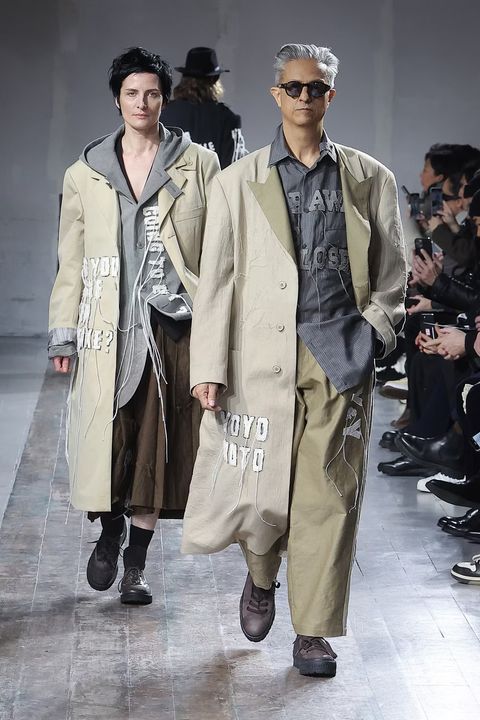 LOOK.21 - LOOK.22