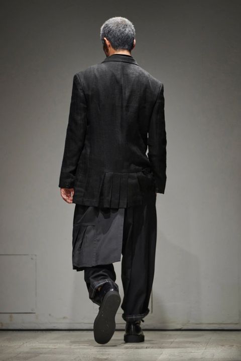 LOOK.7