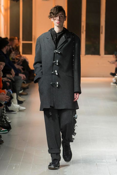 LOOK.24