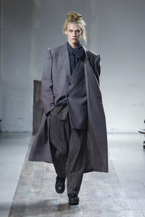 LOOK.1