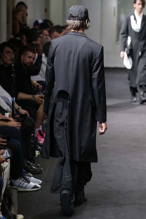 LOOK.4