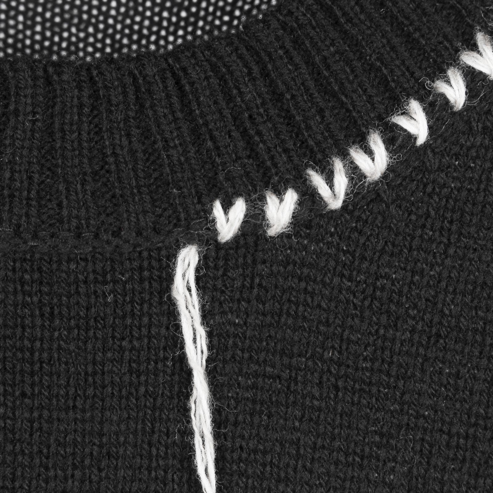 pour homme | 刺繍丸首PO(メンズ) / ブラック / HW-K20-198