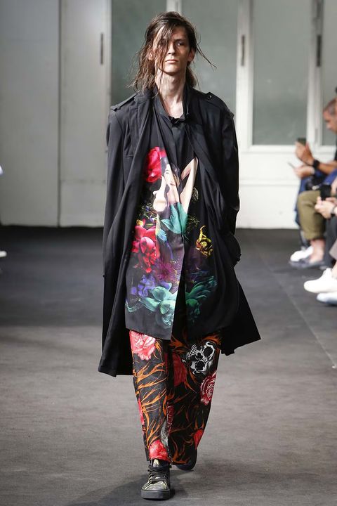 LOOK.37