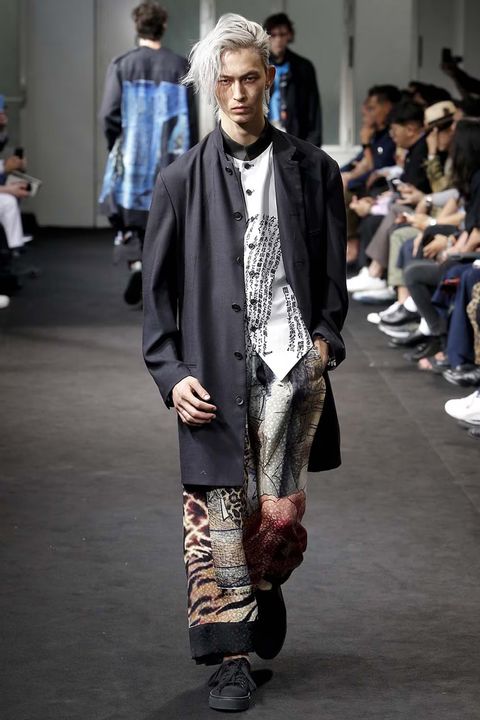 LOOK.24