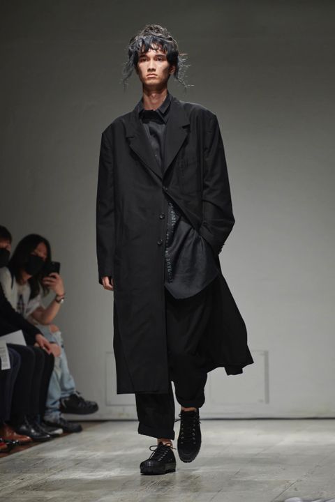LOOK.3