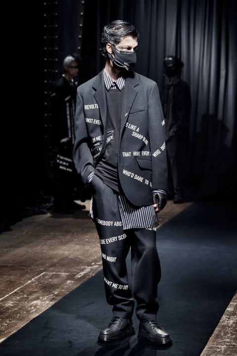 LOOK.15