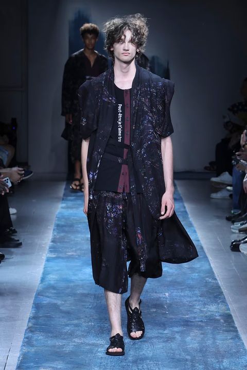 LOOK.7