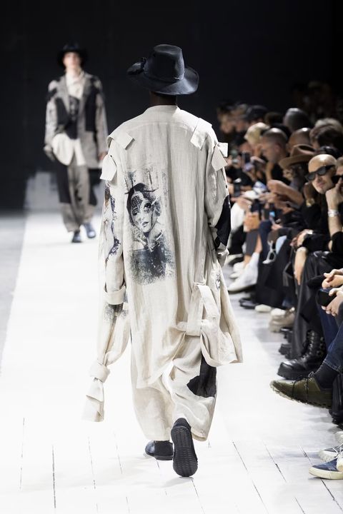 LOOK.7