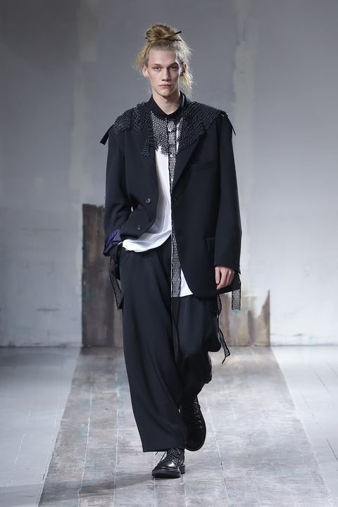 LOOK.29