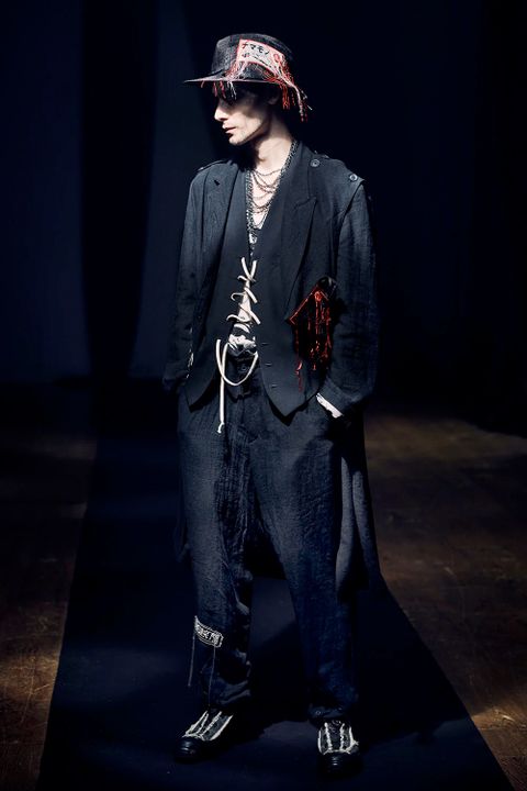 LOOK.3
